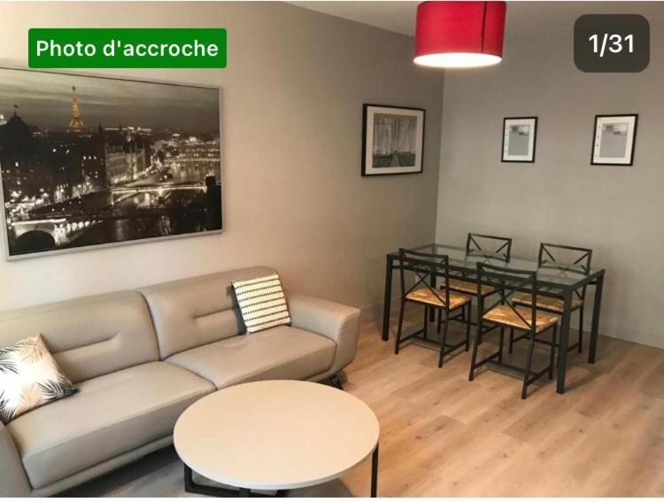 Pavillon 1 A 4 Personnes Chez L'Habitant Parfait Pour Une Famille 배뉴 외부 사진