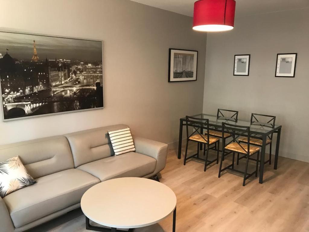 Pavillon 1 A 4 Personnes Chez L'Habitant Parfait Pour Une Famille 배뉴 외부 사진